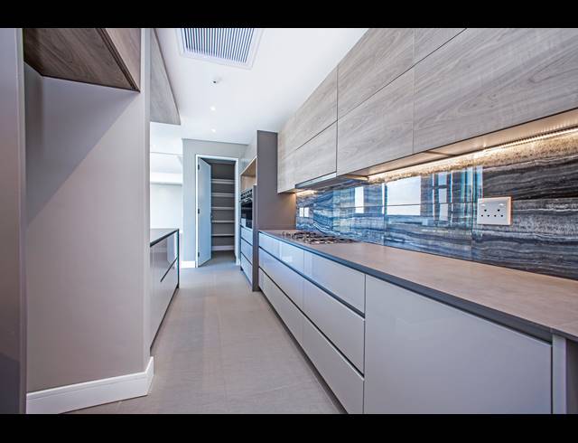 3 BEDROOM APARTMENT TO LET IN ROSEBANK